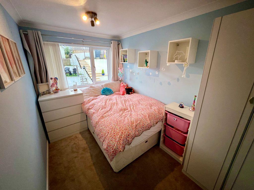 Plunch Lane, Mumbles, Swansea, SA3 4JE